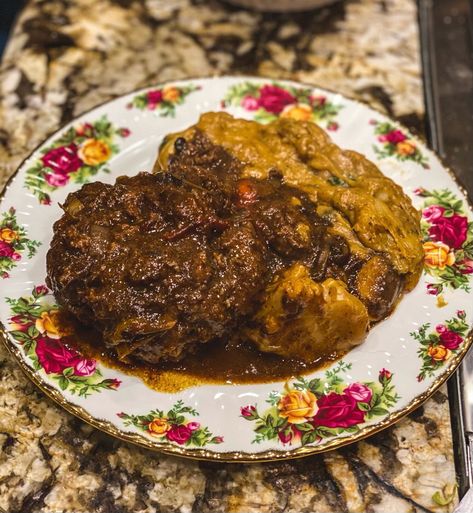 Paran’s Hamburger Steaks — Cast Iron and Lace - A Cajun Recipe and Lifestyle Blog Cast Iron And Lace, Cajun Hamburger Recipes, Cajun Hamburger Steak, Cajun Recipes Louisiana, Brown Gravy Packet, Hamburger Steak Recipes, Gravy Packet, Hamburger Meat Recipes, Hamburger Steak