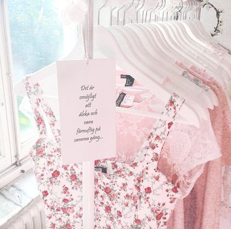 Midge Klump, Rosy Blog, 2014 Vibes, Princess Rosalina, Blog Aesthetic, Princess Closet, Classy Closets, Boutique Inspiration, Romanticising Life