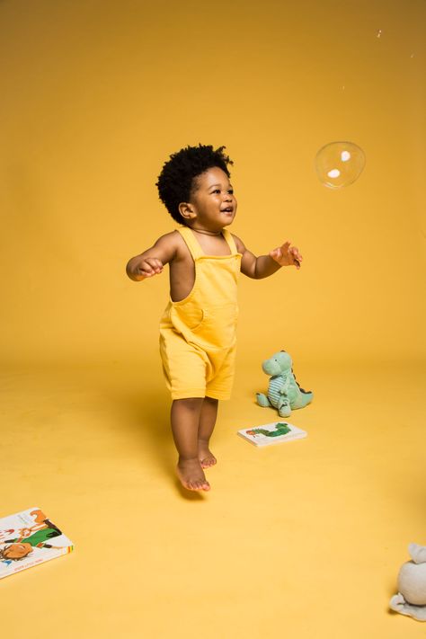 Yellow Photoshoot Ideas, Toddler Boy Birthday Photoshoot, 2 Year Baby Boy Photoshoot, Toddler Photoshoot Boy, Welly Bandages, Baby Photoshoot Ideas Boy, Toddler Boy Photoshoot, Bday Shoot, Toddler Themes