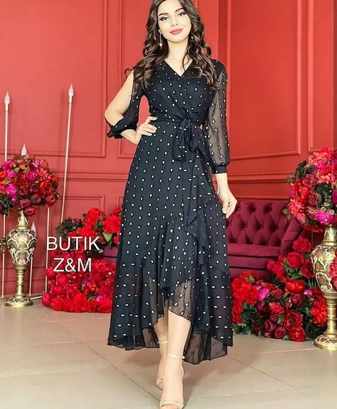 e6d8545daa42d5ced125a4bf747b3688desc48783824ri One Piece Dress Western, Floral Print Frock, Classy Dress Outfits, Party Wear Indian Dresses, فستان سهرة, Fashion Attire, Party Wear Dresses, Western Dresses, Everyday Dresses