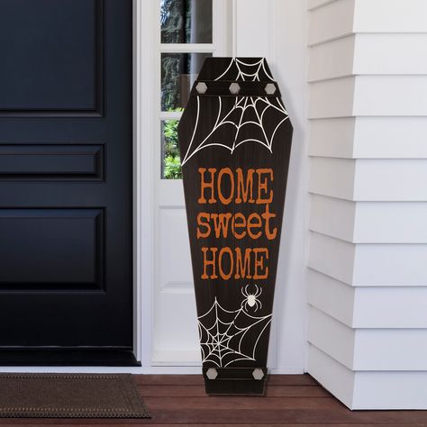 Time flies. Say goodbye to Augest. Halloween is coming. Get started with the Halloween coffin decor which can be leaned or hung. Wooden Coffin, Halloween Porch Sign, Hallowen Ideas, Halloween Wood Crafts, White Spider, Halloween Store, Halloween Porch, 3d Origami, Halloween Yard