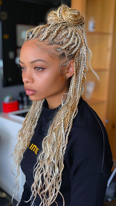 24 Goddess Braids for Fashion-forward Individuals Platinum Goddess Braids, White Blonde Braids Black Women, Platinum Knotless Braids, Braids On Blonde Hair, Platinum Blonde Knotless Braids, Platinum Box Braids, Blonde Cornrows Braids Black Women, Blonde Box Braids Black Women, Zoe Braids