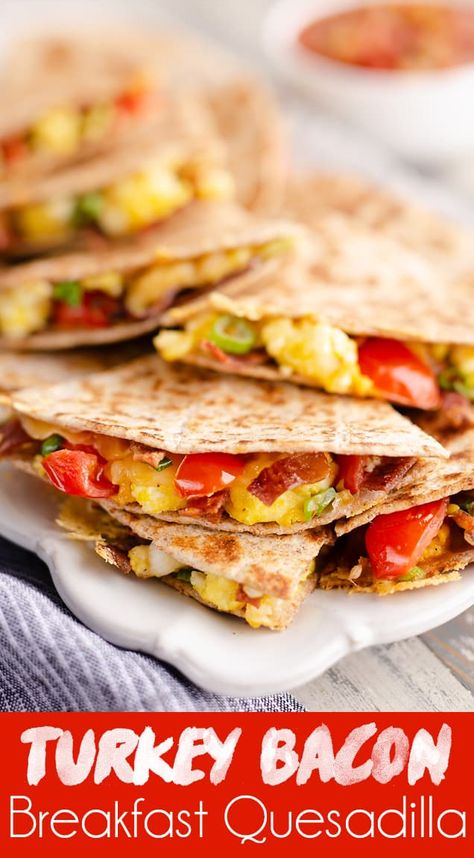 Turkey Bacon Breakfast Quesadilla is an easy and healthy 15 minute recipe perfect for a light brunch, with whole wheat tortillas, scrambled eggs and Mexican cheese.  #Breakfast #Quesadilla #Healthy Quesadilla Healthy, Turkey Bacon Breakfast, Turkey Bacon Recipes, Breakfast Quesadilla, Wheat Tortillas, Whole Wheat Tortillas, Breakfast Party, Bacon Breakfast, 15 Minute Meals