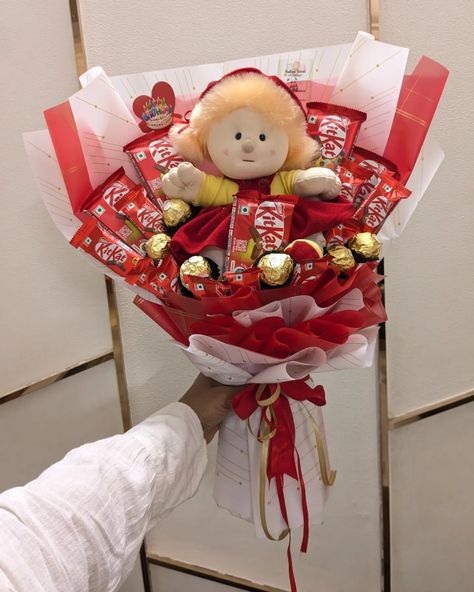 Chocolates n teddy bouquet 💕 Christmas Candy Bouquet, Teddy Bouquet, Flower Boquet, Chocolate Bouquet, Candy Bouquet, Christmas Candy, Chocolates, Candy, Flowers