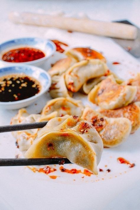 Vegetable Dumplings - The Woks of Life Dumpling Dipping Sauce, The Woks Of Life, Vegetable Dumplings, Wok Of Life, Dumpling Filling, Mapo Tofu, Dumpling Wrappers, Kinds Of Vegetables, Pot Stickers