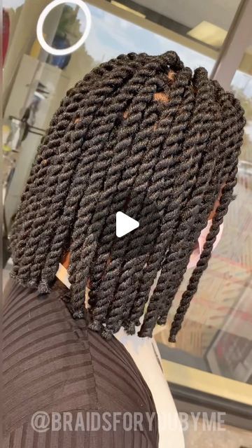 How To Style Marley Twists, Bob Twists Braids, Marley Braids Twist, Marley Twist Styles, Bob Length, Marley Braids, Medium Bob, Marley Hair, Marley Twists