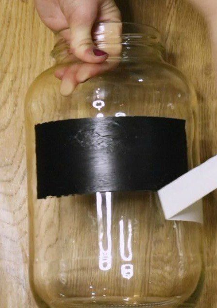 These ideas are all so easy! Pickle Jar Upcycle, Pickle Jars Repurposed Diy, Pickle Gift Ideas, Glass Pickle Jars Ideas, Repurposed Jars Diy Projects, Large Pickle Jar Crafts, Gallon Pickle Jar Crafts, Craft Jars Ideas, Repurposing Glass Jars