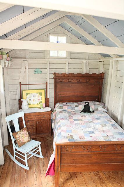 Shed Bedroom Ideas, Guest Shed, Shed Bedroom, Guest House Shed, Converted Shed, Shed Guest House, Room Above Garage, Barn House Interior, Shed Makeover