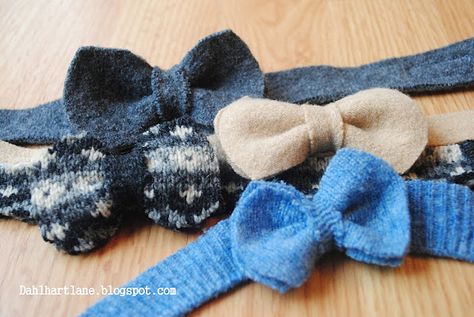 Dahlhart Lane: Bow Ties made out of Felted Wool Sweaters (Tutorial) Old Sweater Projects, Felt Bow Tie, Sweater Bow, Sweater Projects, Sweater Tutorial, Felt Bows, Old Sweater, Wool Tie, Boys Bow Ties