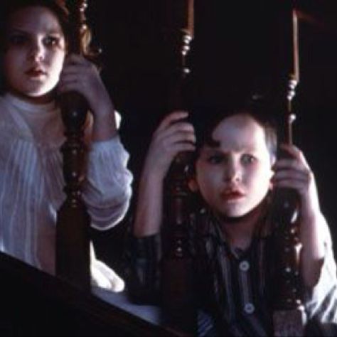 Anne and Nicholas / The Others Michelle Fairley, Evil Children, Crimson Peak, Christopher Eccleston, Psychological Horror, Afraid Of The Dark, Poor Children, Netflix And Chill, Ghost Stories