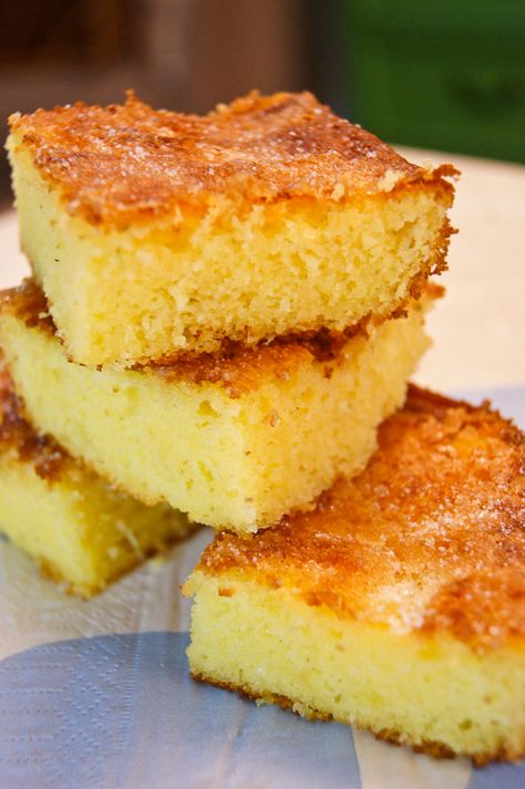 Sweet Corn Cake Bread - Recipe, Home - Sweetbites Blog Sweet Corn Cake Recipe, Corn Cake Recipe, Sweet Corn Cake, Corn Cakes Recipe, Yeast Baking, Sweet Corn Cakes, Biscuits Recipes, Corn Cake, Savory Breads