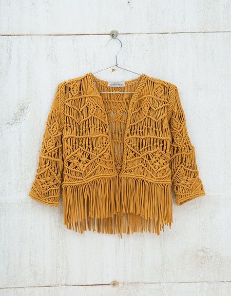 Macrame Fashion, Macrame Clothes, Macrame Dress, Diy Vetement, Estilo Hippie, Stil Boho, Bracelet Friendship, Macrame Patterns Tutorials, Micro Macramé