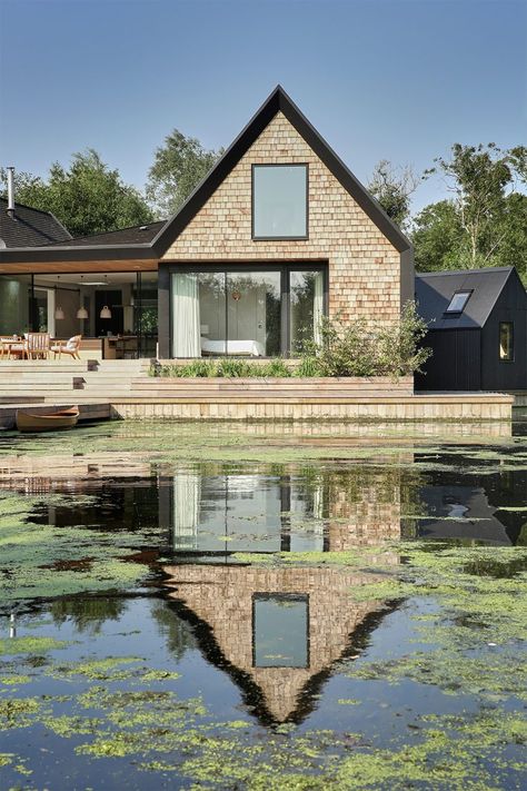 Alan Williams, Eco House Design, Shingle House, Clad Home, Casa Exterior, Eco House, House Extensions, Sustainable Architecture, Architectural Inspiration