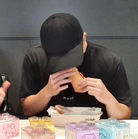 Namjoon Eating, Kim Namjoon, Baseball Hats, Bts, Baseball, Hats, Memes