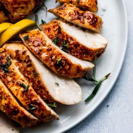 Sous Vide Chicken Breasts Recipe - Platings + Pairings Sous Vide Recipes Chicken, Turkey Tenderloin Recipes, Sous Vide Chicken Breast, Sous Vide Chicken, Turkey Tenderloin, Easy Mashed Potatoes, Sous Vide Recipes, Clam Recipes, Chicken Breast Seasoning