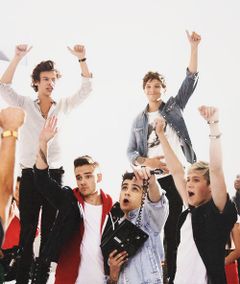 Best song ever is the best song ever! One Direction Best Song Ever, Gambar One Direction, One Direction Louis, Best Song, Liam James, Five Guys, Best Song Ever, James Horan, Group Of People