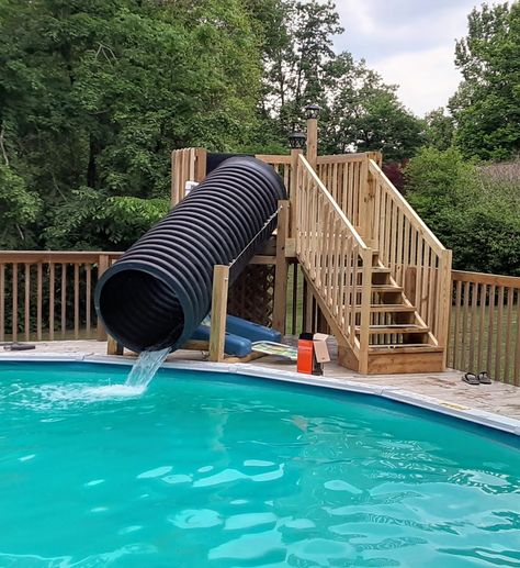 Pool Slide Ideas, Diy Pool Slide, Above Ground Pool Slide, Homemade Pools, Outdoor Pool Area, Swimming Pool Decks, Diy Swimming Pool, Above Ground Pool Landscaping, Pool Slide