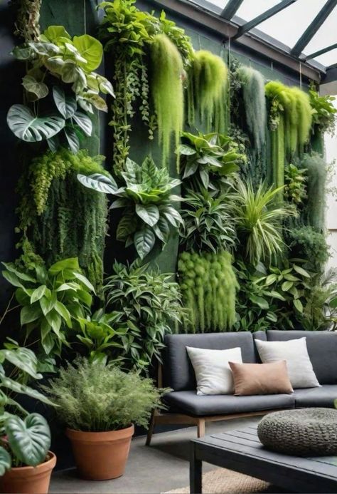 Green House Aesthetic, Recycled Planters, Wall Planters Outdoor, Vertical Green Wall, Kolam Koi, Garden Wall Designs, Indoor Plant Wall, Vertical Garden Design, نباتات منزلية