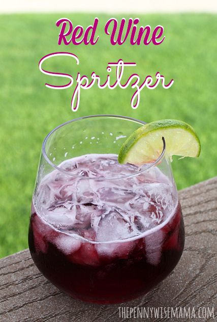 Red Wine Spritzer, Wine Spritzer Recipe, Red Wine Drinks, Spritzer Recipes, Wine Spritzer, Make Your Own Wine, Homemade Wine, Club Soda, Wine Cocktails