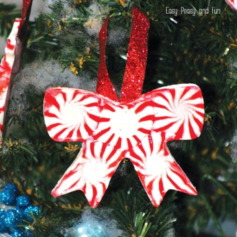 Want a DIY Christmas ornament that looks good enough to eat? Make these lovely Peppermint candy ornaments. Making your own Christmas ornaments can be such a great family tradition. *this post contains affiliate links* These are pretty easy to make and will look wonderful on your tree (or anywhere else really). You can also make … Diy Candy Ornaments, Homemade Christmas Tree Ornaments, Christmas Decorating Hacks, Peppermint Candy Ornaments, Homemade Christmas Tree, Christmas Eats, Christmas Ornaments For Kids, Ornaments For Kids, Frugal Christmas