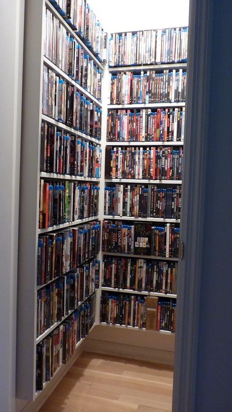 Blu Ray Room Storage Blue Ray Storage Ideas, Blu Ray Collection Room, Blu Ray Storage Ideas, Dvd Bookshelf, Dvd Collection Aesthetic, Dvd Aesthetic, Dvd Library, Media Organization, Dvd Storage Ideas