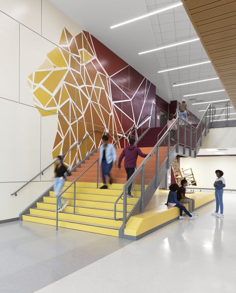 West Charlotte Replacement High School - LS3P School Floor Design, High School Interior Design, School Cafeteria Design, Middle School Cafeteria, High School Interior, Highschool Design, Office Staircase, High School Hallway, School Interior Design