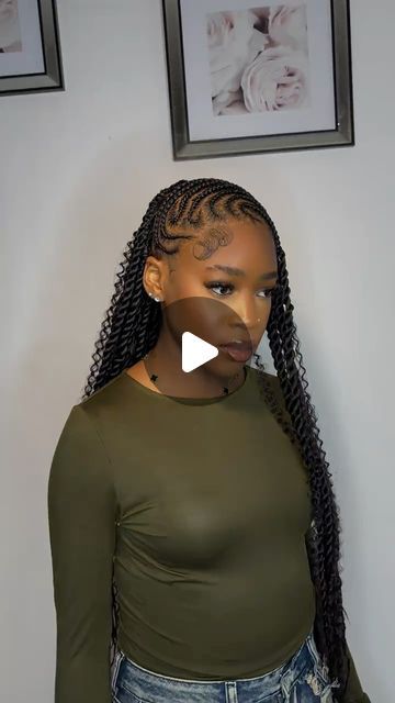 LA MAIN QUI PARLE 😉✨🇫🇷 on Instagram: "Twist Lemonade , Fulani Braids 😍🙈  Style tendance du moment @nayah.ikn   #braidstyles #lemonadebraids #twistbraids  #knotlessbraids #fulanibraids #fulanibraidsnstyles #knotlessbohemianboxbraids #bohemianstyle #knotlessbraid #braids #braidstyles #explore #blackgirlmagic #protectivestyles #protectivehairstyles #hairstyle" Lemonade Fulani Twist, Fulani Side Part Braids, Lemonade Braids Hairstyles, Lemonade Braids, Braided Ponytail Hairstyles, Fulani Braids, Side Braid, Braided Ponytail, Braids Hairstyles