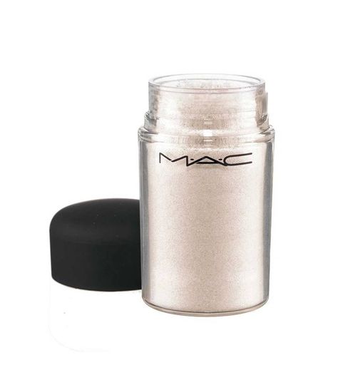 Best Professional Makeup Products – Our Top 10 Mac Make Up, Best Mac Makeup, Mac Pigment, Mac Collection, Mac Makeup, Color Powder, Makeup Collection, Professional Makeup, Maquillaje De Ojos