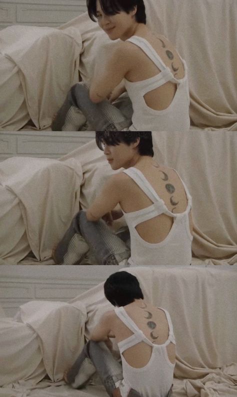 Tattoo Lockscreen, Jimin Moon Tattoo, Lockscreen Moon, Jimin Aesthetic Wallpaper, Bts Jimin Aesthetic, Jimin Lockscreen, Aesthetic Wallpaper Lockscreen, Jimin Aesthetic, Set Me Free