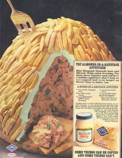 Almonds-In-A-Haystack. And, the fourth little pig made his house out of slivered almonds and Miracle Whip...he dissolved. Cheesy Ravioli, Broccoli Keto, Ham Leftovers, Ugly Food, Chips Dip, Homemade Ham, Gross Food, Cheesecake Dip, Ham Soup