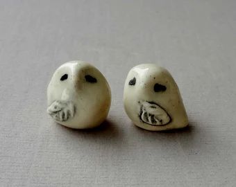 Animal miniatures and more for animal by FlowerandPearlStudio Clay Owls, Snowy Owls, Terrarium Figurines, Clay Owl, Miniature Terrarium, Miniature Figurine, Clay Animals, Snowy Owl, Ceramic Birds