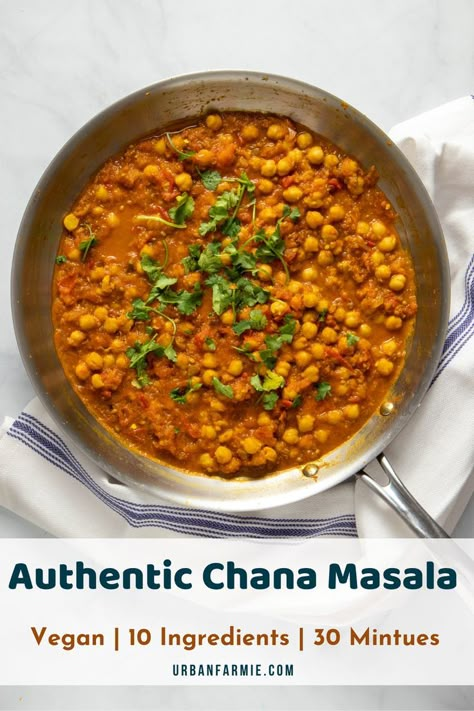 Vegan Chana Masala, Indian Chickpea Curry, Garbanzo Bean Recipes, Chickpea Curry Recipe, Chickpea Curry, Chickpea Recipes, Masala Recipe, Indian Food Recipes Vegetarian, Indian Cooking