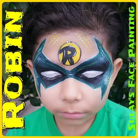 Robin Face Paint, Superhero Face Painting, Superhero Ideas, Face Painting Tips, Face Painting For Boys, Butterfly Face Paint, Robin Costume, Bat Man, Butterfly Face