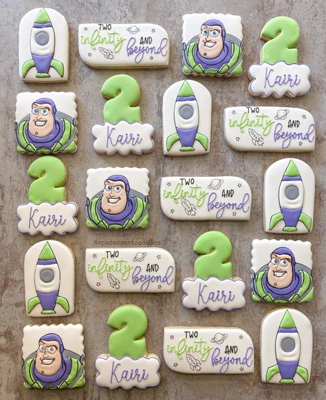 Buzz Lightyear Cookies Decorated, Lightyear Cookies, Buzz Lightyear Cookies, Buzz Lightyear Party, Toy Story Cookies, Cookies Birthday, Disney Cookies, Story Birthday, Iced Sugar Cookies