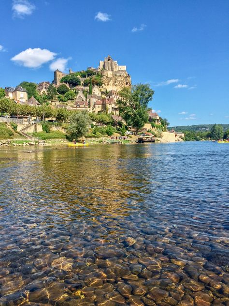 Beynac-et-Cazenac, Dordogne, France - beautiful medieval city set on the water in the French countryside. A must-visit! Countryside Of France, Southern France Countryside, Medieval Countryside, France Moodboard, France Dordogne, France Vibes, Heat Lightning, France Countryside, French Seaside