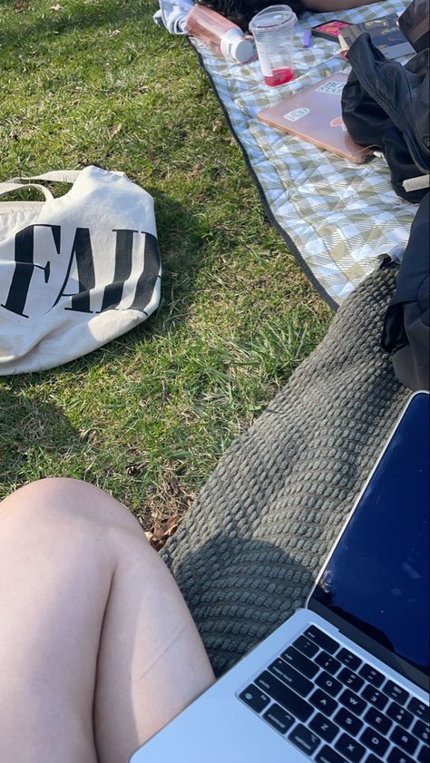 #student #studygram #studying #studentlife #studymotivation #outside #outdoors #notetaking #notestagram #aesthetic #picnic #essaywriting Study Picnic Aesthetic, Study Outside, Mood School, Aesthetic Picnic, 2024 Moodboard, Study Vibes, Too Nice, Sixth Form, Teen Summer