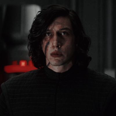 Kylo Ren Star Wars, Ren Star Wars, Kylo Ren Adam Driver, Star Wars Kylo Ren, Star Wars Men, Star Wars Wallpaper, Star Wars Images, Adam Driver, Carrie Fisher