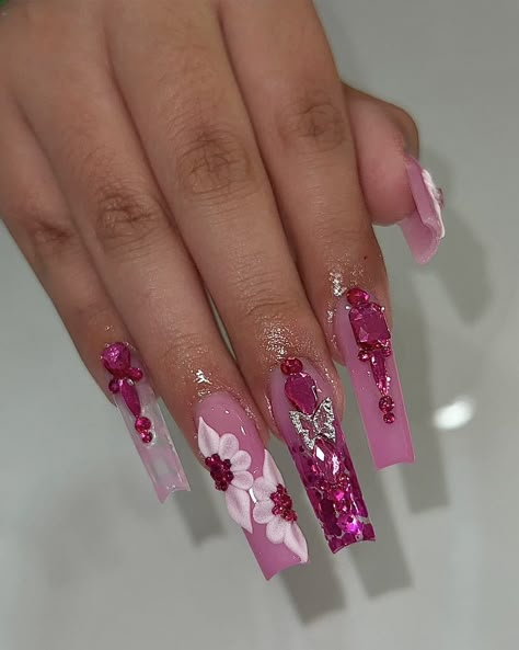 ig: nailsbyzairaa Pink Theme Acrylic Nails, Dark Pink Acrylics, Dark Pink Prom Nails, Fusha Color Nails, Fuschia Nails Acrylic, Hot Pink Quince Makeup, Purple Nail Designs Quince, Prom Nails Hot Pink, Fushia Nail Designs Ideas