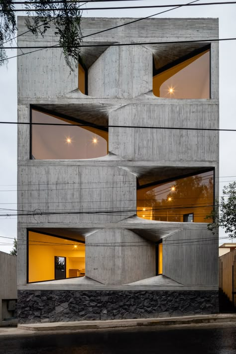 Brutalism Architecture, Brutalist Buildings, New York Architecture, Concrete Architecture, Concrete Facade, Architecture Building Design, Concrete Building, Exposed Concrete, Brutalist Architecture