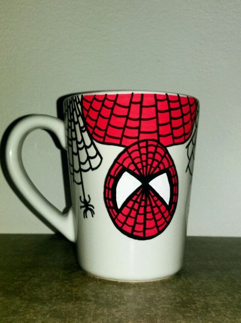 Spiderman mug Spiderman Mug, Marvel Mug, Posca Markers, Diy Pottery Painting, Painted Mugs, Diy Pottery, Porcelain Art, Pottery Painting, Spiderman