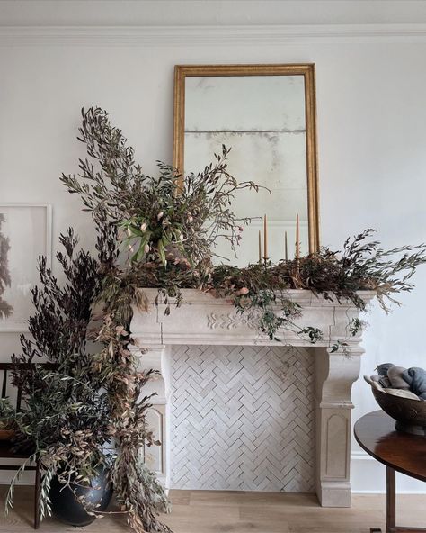 E ❍ T H E N (@eothen_) • Instagram photos and videos Mantel Floral Arrangements, Recreate Yourself, Fireplace Installation, Philippa Craddock, Floral Mechanics, Winter Fireplace, Winter Mantels, Mantel Design, Fall Mantle