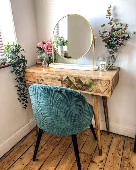 • botanical • dressing table • faux foliage • pink & green • floorboards • plants • neutrals • bedroom • Dressing Table Colour Ideas, Bohemian Dressing Table, Dressing Table Accessories, Makeup Table Decor, Boho Dressing Table, Dressing Table Styling, Colourful Dressing Room, Diy Dressing Table, Small Dressing Table Ideas