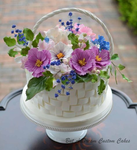 Flower Basket Cake A new spin on the traditional flower basket cake. Flower Basket Cake, Tulip Cake, Basket Cake, Traditional Flower, Beautiful Cake Designs, Spring Cake, Romantic Wedding Cake, Creative Cake Decorating, Baby Birthday Cakes