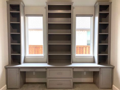 Built In Desk Between Windows, Desk Between Windows, Built In Desk In Front Of Window, Playroom Bookshelf, Parisian Office, Loft Desk, Desk Nook, Desk Area, Office Lounge