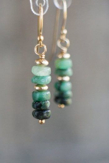 Raw Emerald Earrings, Emerald Crystal Earrings Dangle & Drop, Gifts for Her, Natural Emerald Jewelry, May Birthstone | Natural genuine Gemstone earrings. Buy crystal jewelry, handmade handcrafted artisan jewelry for women. Unique handmade gift ideas. #jewelry #beadedearrings #beadedjewelry #gift #shopping #handmadejewelry #fashion #style #product #earrings #affiliate #ad Anting Manik, Raw Emerald, Jewelry Editorial, Earrings Gemstone, Ideas Jewelry, Handcrafted Artisan Jewelry, May Birthstone, Bob Styles, Jewelry Making Ideas