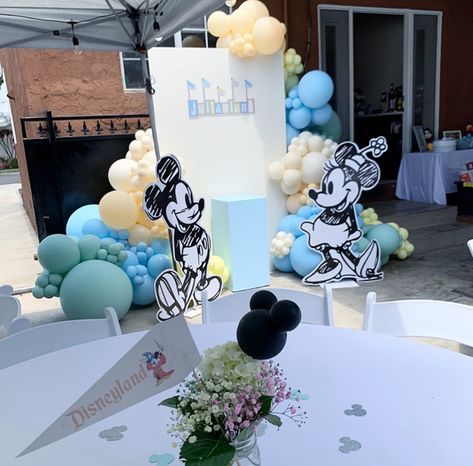 Mickey Mouse Baby Shower Ideas, Mickey Centerpiece, Mickey Mouse Centerpieces, Mickey First Birthday, Mickey Mouse Baby Shower, Mickey Mouse First Birthday, Disneyland Birthday, Mickey Party, Mouse Party