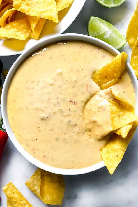 Hatch Chile Queso Dip, Costa Vida Queso Recipe, Texas Queso Dip, Brisket Queso, Best Queso Dip, Mexican Thanksgiving, The Best Queso, Best Queso, Wedding Recipes