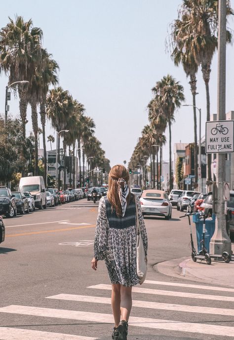 How to Spend a Weekend in Venice Beach California Venice Beach Outfit, Weekend In Venice, Venice Shopping, Venice Beach Los Angeles, Venice Beach California, World Of Wanderlust, Venice California, Beach Weekend, California Outfits