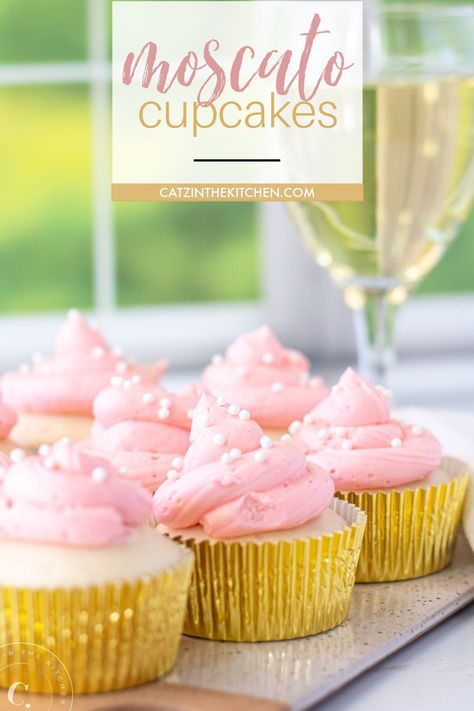 Flavor Cupcakes, Moscato Cupcakes, Summer Fruit Recipes, Wine Cupcakes, Pink Moscato, Grilled Desserts, Moscato Wine, White Cake Mixes, Moscato