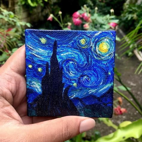 Mini Starry Night Painting, Starry Night Mini Canvas, 3x3 Canvas Ideas, Stary Nights Paintings, Starry Night Painting Tutorial, Tiny Painting Ideas, Tiny Frames, Mini Tela, Starry Night Painting